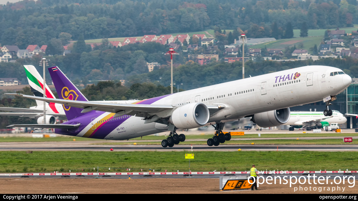 HS-TKY - Thai Airways International Boeing 777-3D7(ER) at Zurich International Airport (ZRH/LSZH) taken by Arjen Veeninga | openspotter.org | ID: 49420