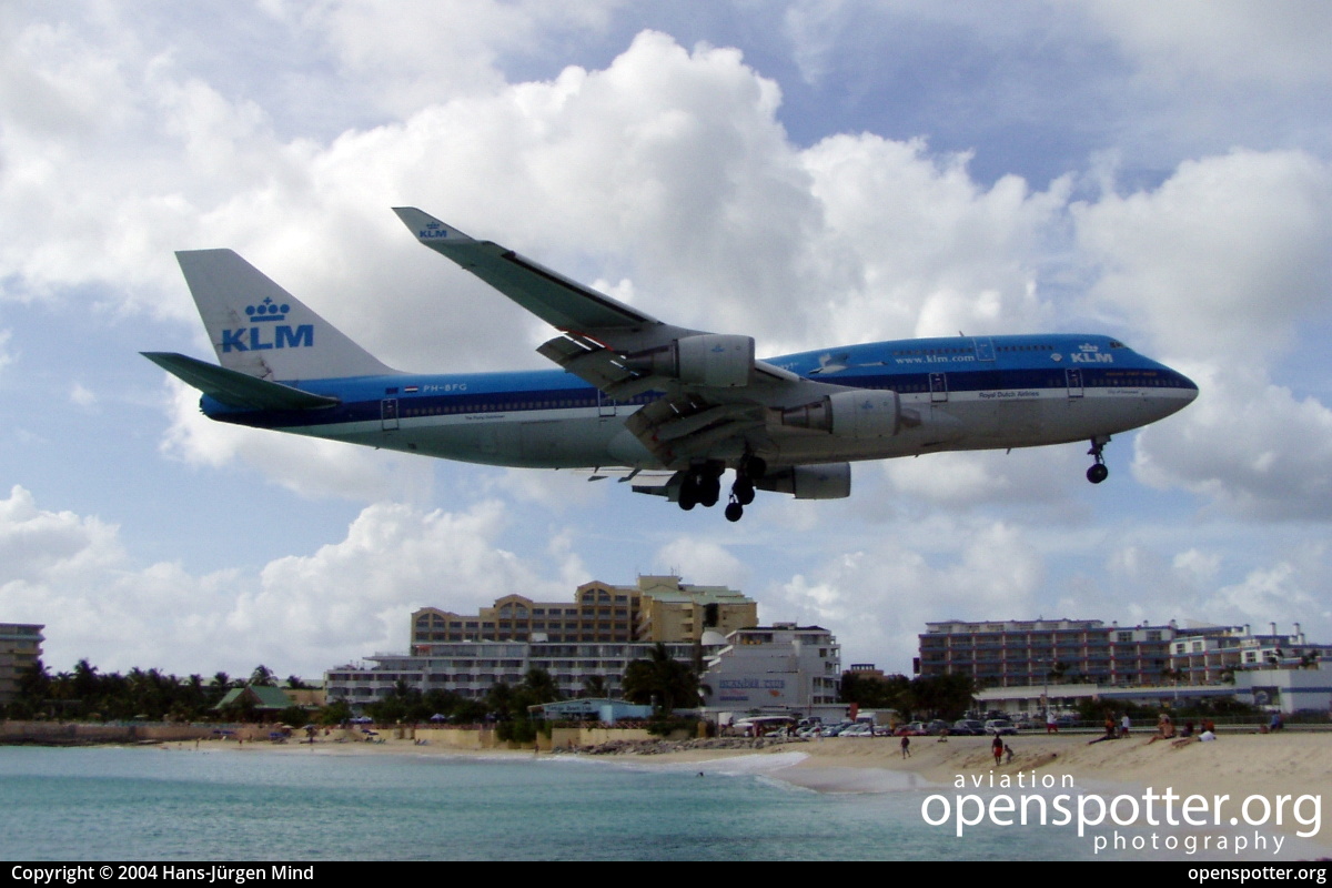 PH-BFG - KLM Royal Dutch Airlines Boeing 747-406 at Princess Juliana International Airport (SXM/TNCM) taken by Hans-Jürgen Mind | openspotter.org | ID: 10042