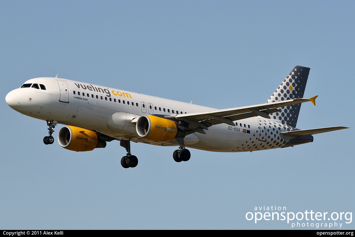 EC-KDX - Vueling Airlines Airbus A320-216 at Barcelona Airport (BCN/LEBL) taken by Alex Kelli | openspotter.org | ID: 1349