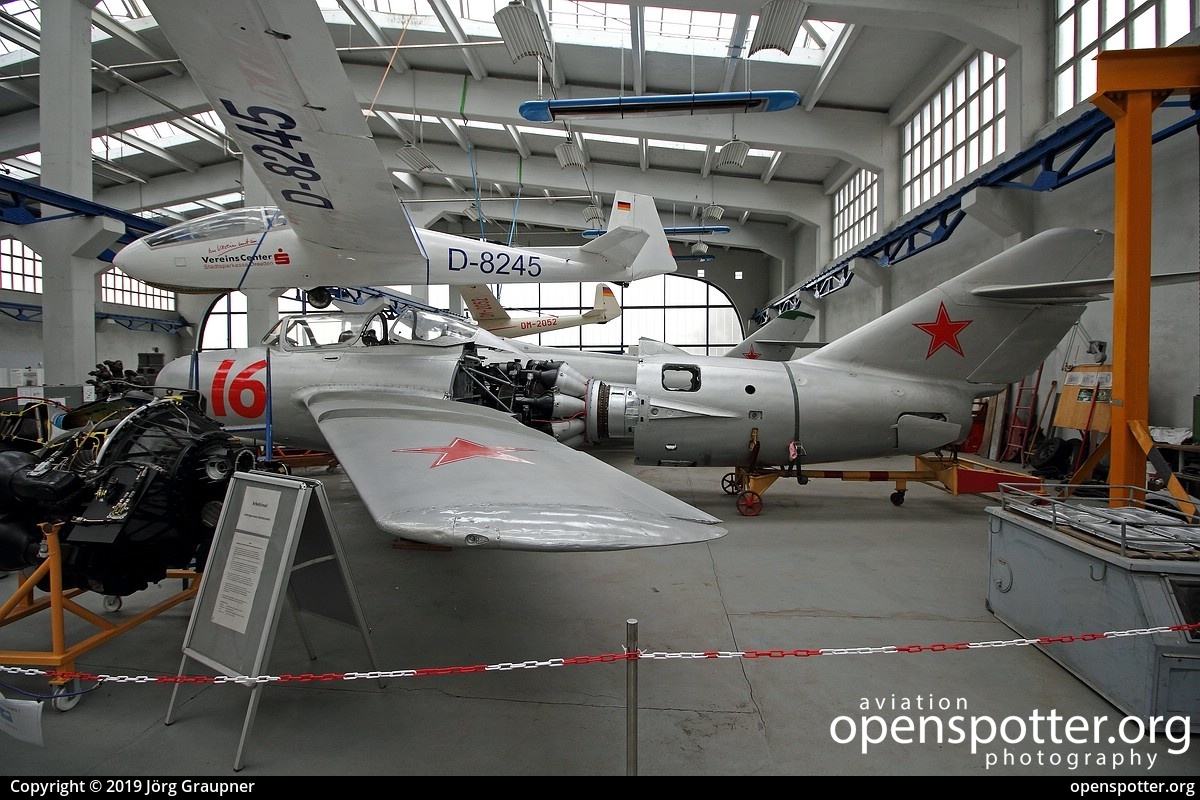 16 - Private / Untitled Mikoyan-Gurevich MiG-15UTI Midget at Flugplatz Dessau (EDAD) taken by Jörg Graupner | openspotter.org | ID: 60492
