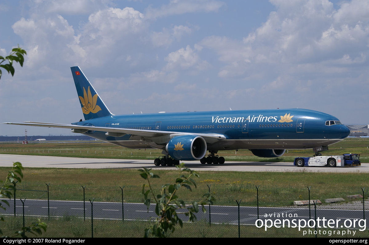 VN-A149 - Vietnam Airlines Boeing 777-2Q8(ER) at Frankfurt International Airport (FRA/EDDF) taken by Roland Pogander | openspotter.org | ID: 2994