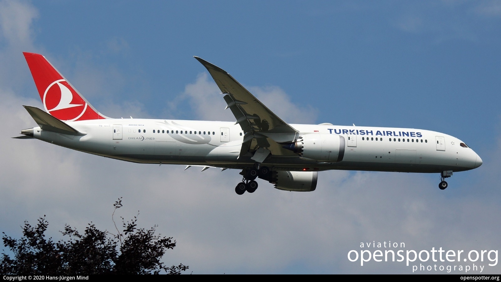 TC-LLB - Turkish Airlines Boeing 787-9 Dreamliner at Berlin-Tegel Airport (TXL/EDDT) taken by Hans-Jürgen Mind | openspotter.org | ID: 69257