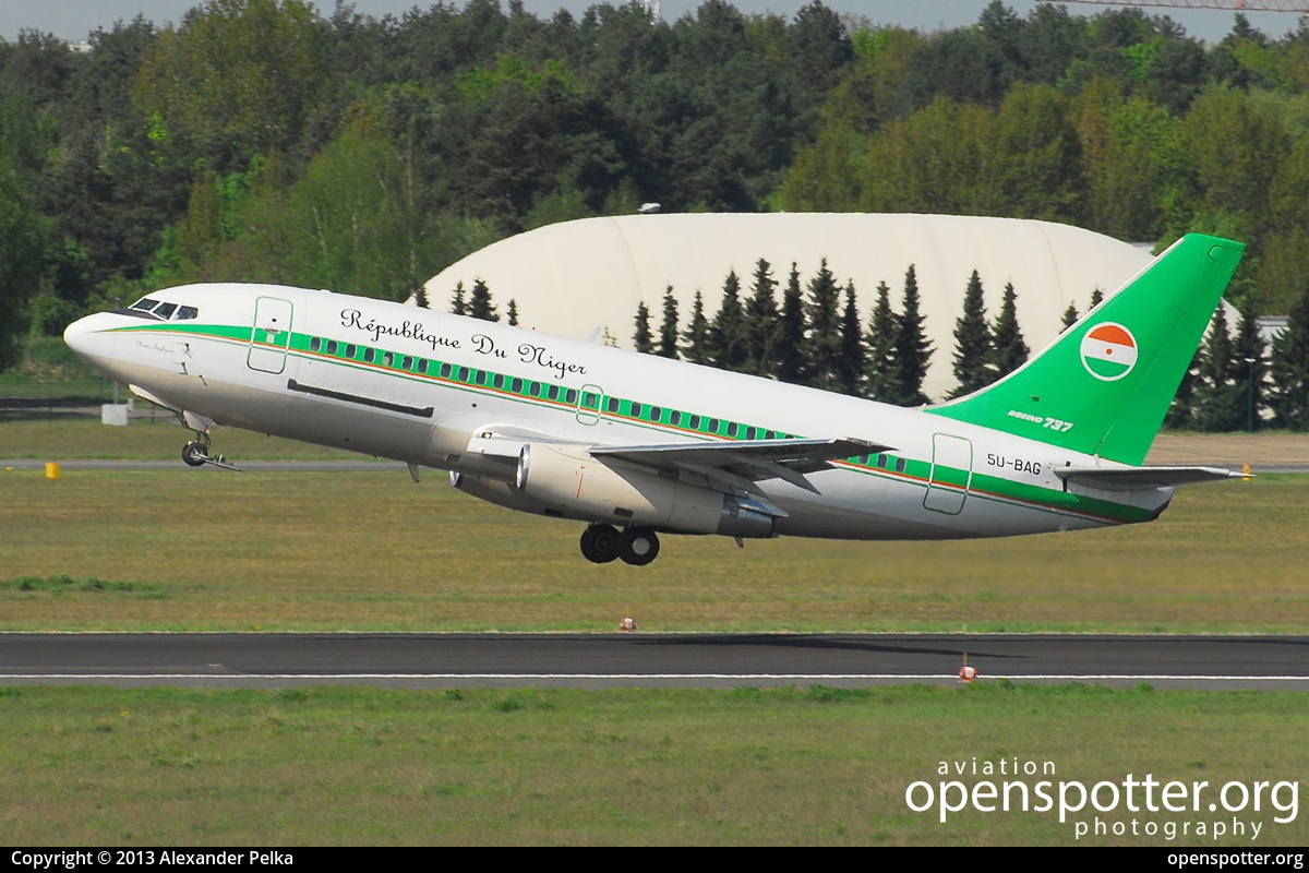 5U-BAG - Niger Goverment Boeing 737-2N9C(A) at Berlin-Tegel Airport (TXL/EDDT) taken by Alexander Pelka | openspotter.org | ID: 9087