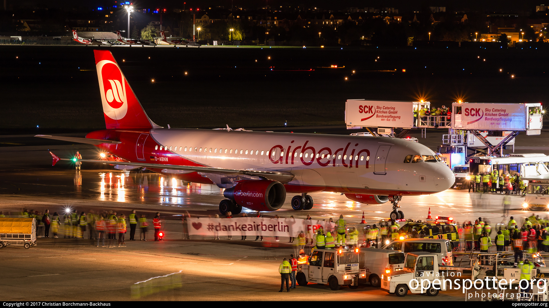 D-ABNW - Air Berlin Airbus A320-214 at Berlin-Tegel Airport (TXL/EDDT) taken by Christian Borchmann-Backhaus | openspotter.org | ID: 47938