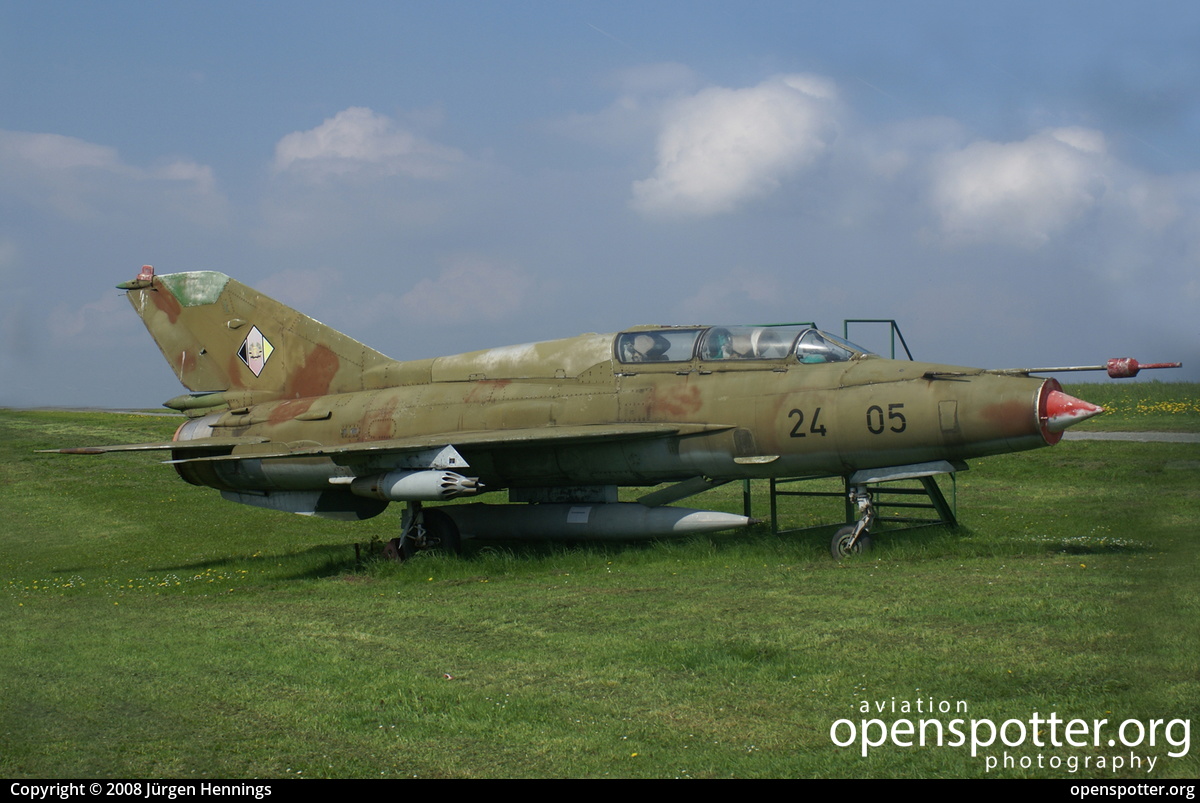 24+05 - Luftwaffe (German Air Force) Mikroyan Gurevich MiG-21US at Bindlacher Berg Airport (BYU/EDQD) taken by Jürgen Hennings | openspotter.org | ID: 37837