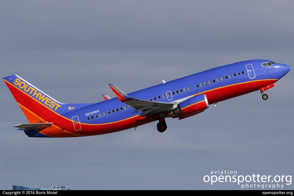 N636WN - Southwest Airlines Boeing 737-3H4(WL) at Fort Lauderdale-Hollywood International Airport (FLL/KFLL) taken by Boris Motel | openspotter.org | ID: 42323