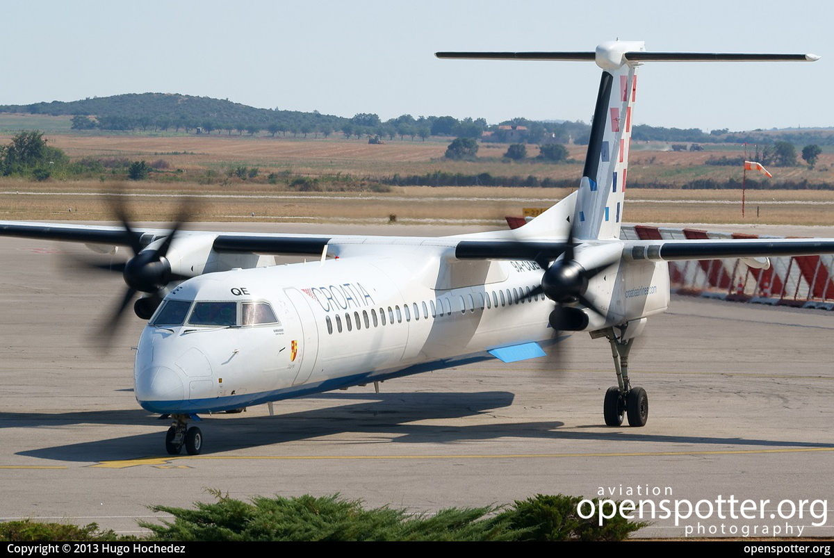 9A-CQE - Croatia Airlines De Havilland Canada DHC-8-402Q Dash 8 at Pula Airport (PUY/LDPL) taken by Hugo Hochedez | openspotter.org | ID: 8703