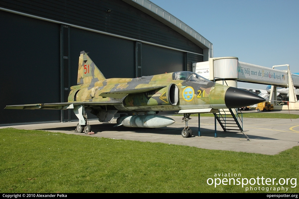 37901 - Sweden - Air Force Saab AJSF37 Viggen at Lelystad Airport (LEY/EHLE) taken by Alexander Pelka | openspotter.org | ID: 37751