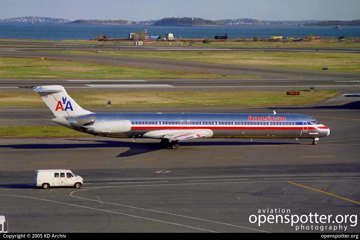 N468AA - American Airlines McDonnell Douglas MD-82 at Logan International Airport (BOS/KBOS) taken by KD Archiv | openspotter.org | ID: 61469