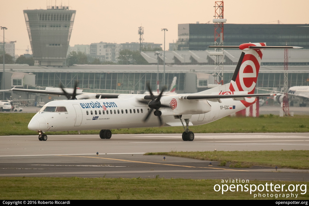 SP-EQC - Eurolot De Havilland Canada DHC-8-402Q Dash 8 at Frederic Chopin International Airport (WAW/EPWA) taken by Roberto Riccardi | openspotter.org | ID: 36155