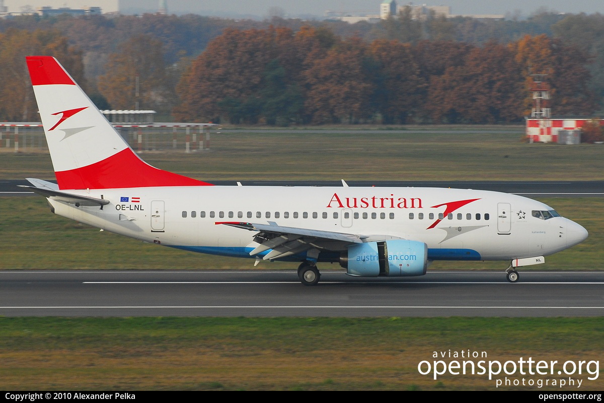 OE-LNL - Austrian Airlines Boeing 737-6Z9 at Berlin-Tegel Airport (TXL/EDDT) taken by Alexander Pelka | openspotter.org | ID: 10785