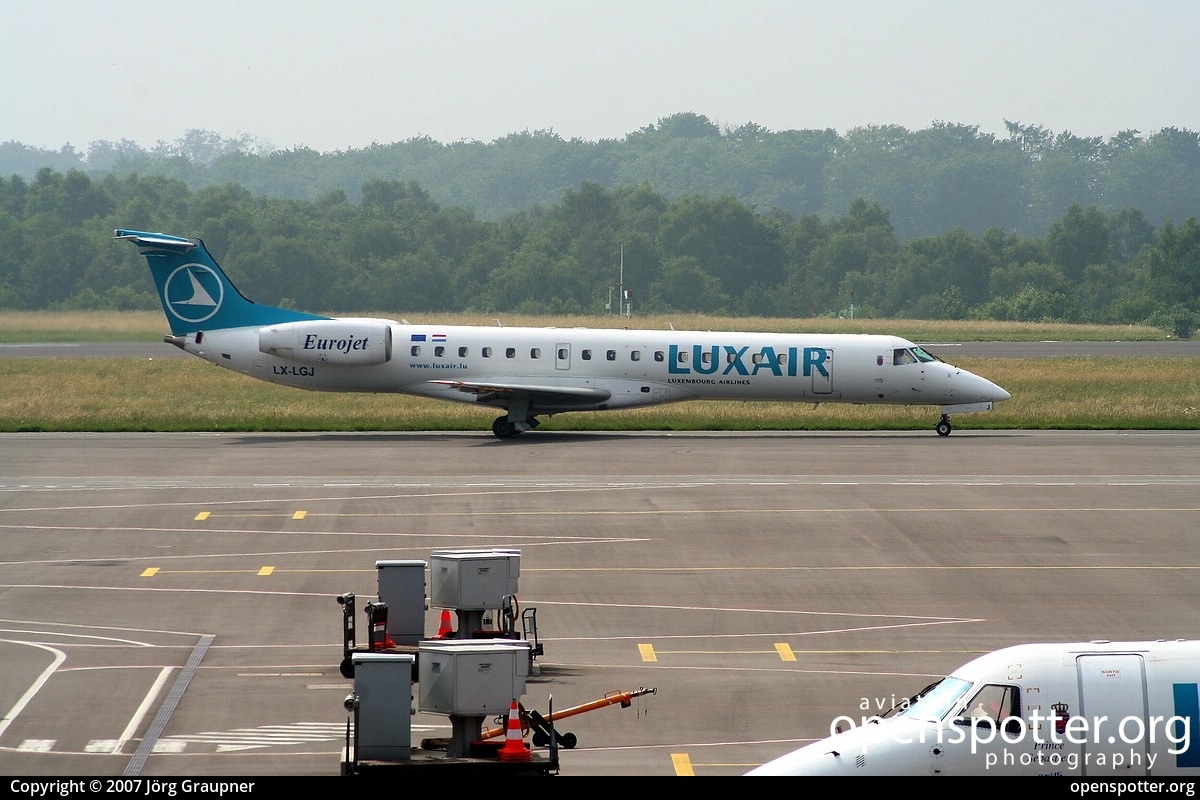 LX-LGJ - Luxair Embraer ERJ-145LU at Luxembourg-Findel International Airport (LUX/ELLX) taken by Jörg Graupner | openspotter.org | ID: 39056
