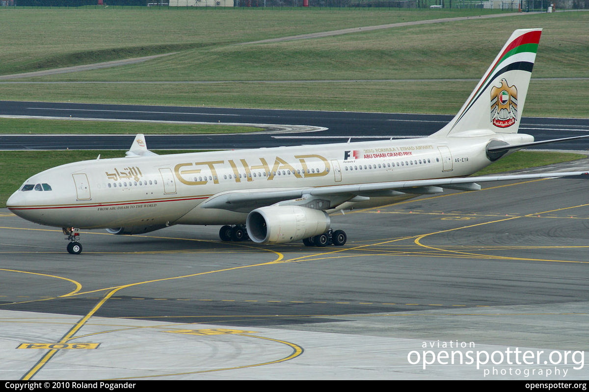 A6-EYR - Etihad Airways Airbus A330-243 at Brussels Airport (Zaventem Airport) (BRU/EBBR) taken by Roland Pogander | openspotter.org | ID: 3042