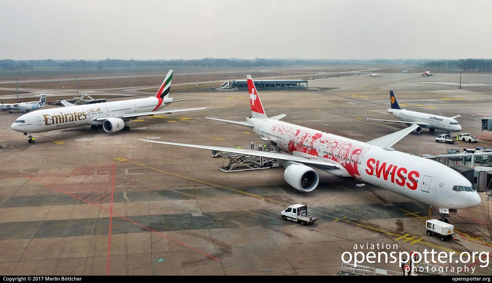 HB-JNA - Swiss Boeing 777-300ER at Hanover-Langenhagen Airport (HAJ/EDDV) taken by Merlin Böttcher | openspotter.org | ID: 38301