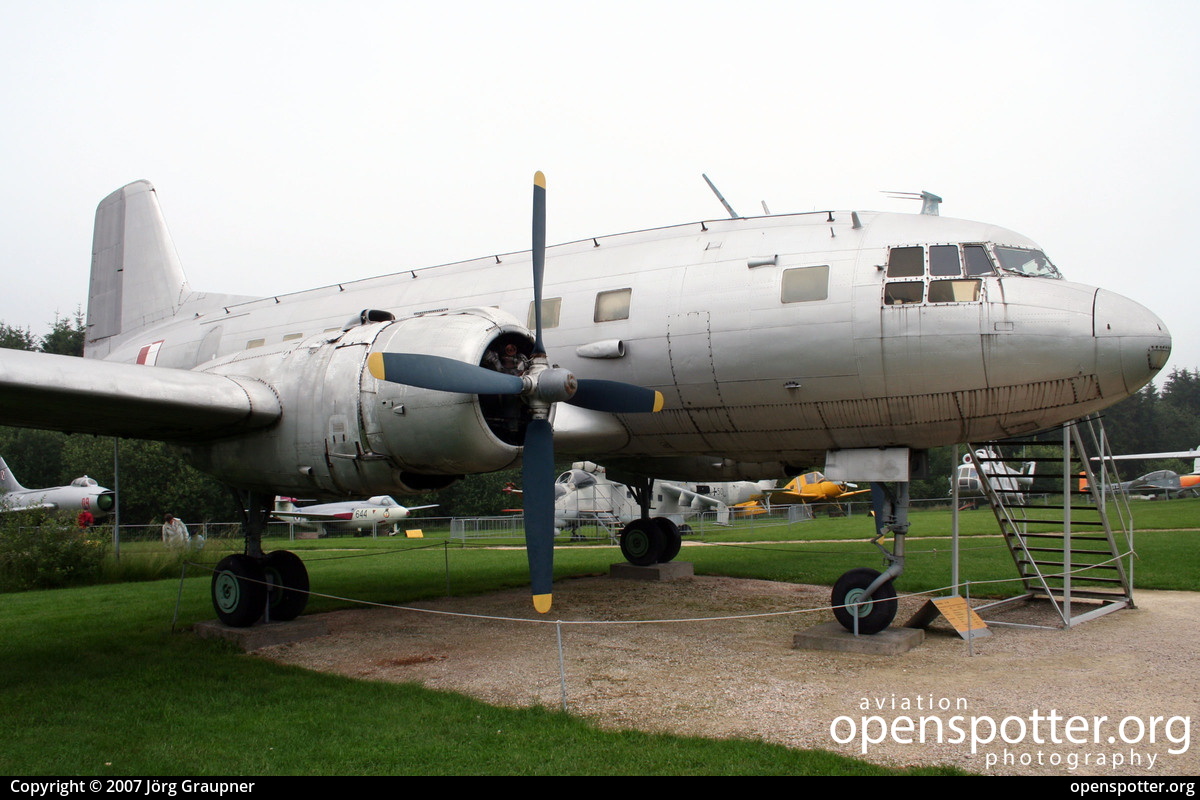 3076 - Polish Air Force Ilyushin (VEB) Il-14P at off airport taken by Jörg Graupner | openspotter.org | ID: 28998