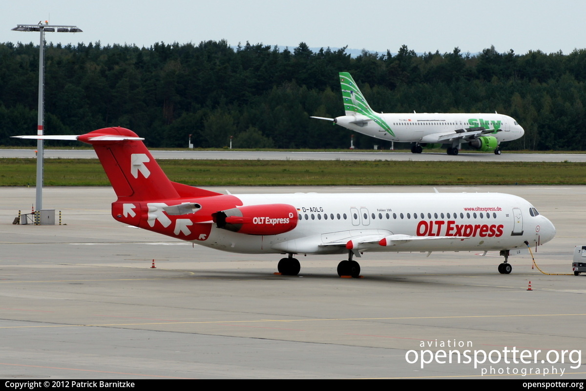 D-AOLG - Ostfriesische Lufttransport Fokker F100 at Dresden Klotzsche Airport (DRS/EDDC) taken by Patrick Barnitzke | openspotter.org | ID: 4152