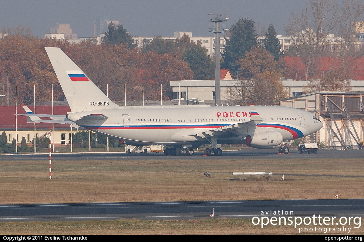 RA-96016 - Rossiya - Special Flight Detachment Ilyushin Il-96-300PU at Berlin-Tegel Airport (TXL/EDDT) taken by Eveline Tscharntke | openspotter.org | ID: 2019