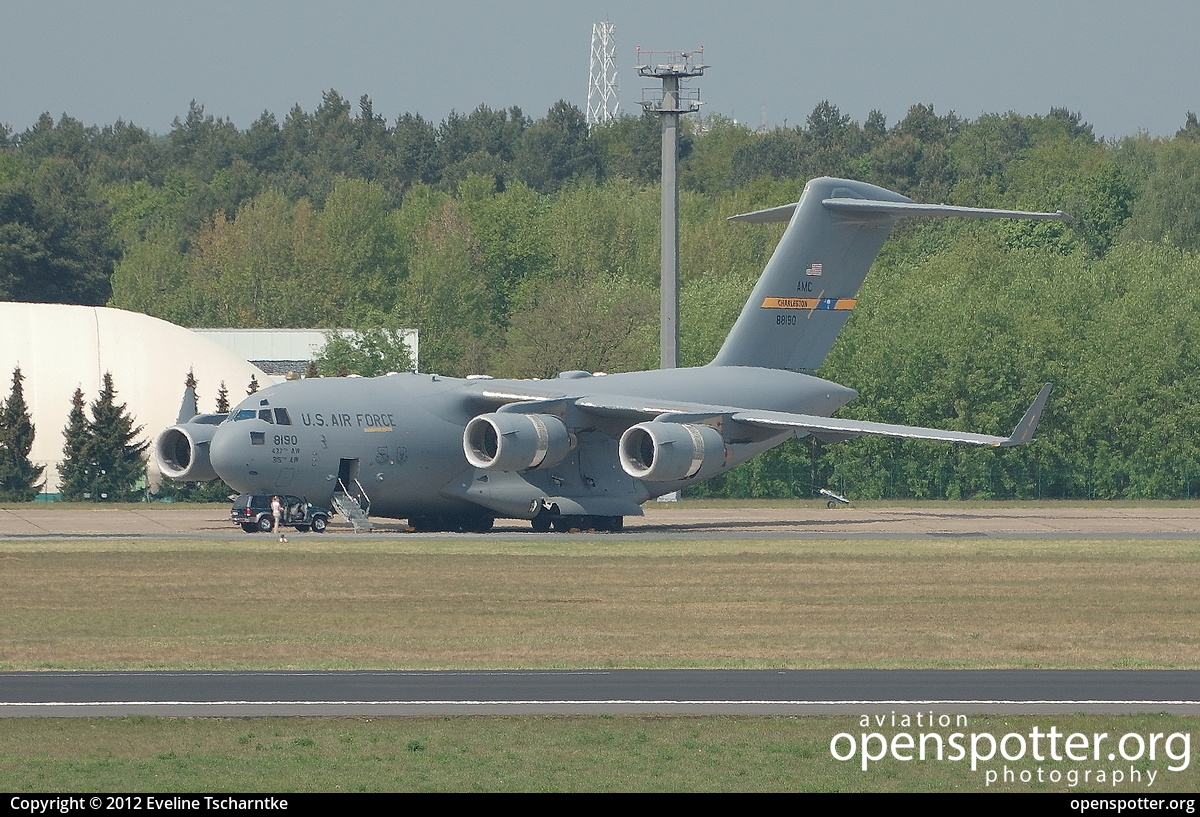 08-8190 - US Airforce (USAF) Boeing C-17A Globemaster III at Berlin-Tegel Airport (TXL/EDDT) taken by Eveline Tscharntke | openspotter.org | ID: 2892