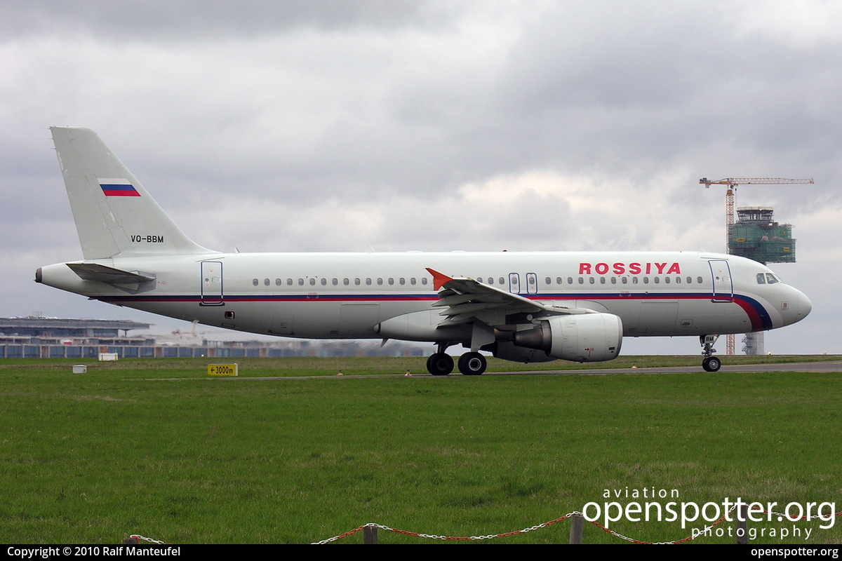 VQ-BBM - Rossiya - Russian Airlines Airbus A320-214 at Berlin-Schönefeld International Airport (SXF/EDDB) taken by Ralf Manteufel | openspotter.org | ID: 2185