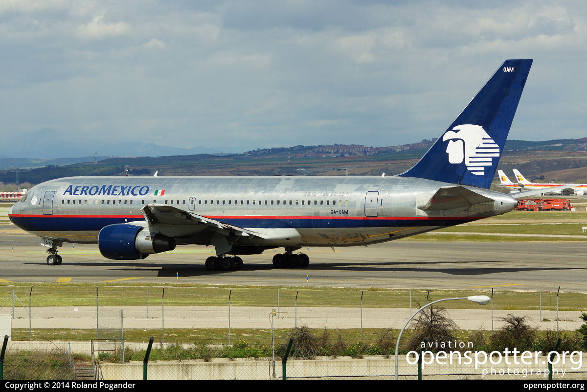 XA-OAM - Aeroméxico Boeing 767-2B1(ER) at Barajas International Airport (MAD/LEMD) taken by Roland Pogander | openspotter.org | ID: 26253