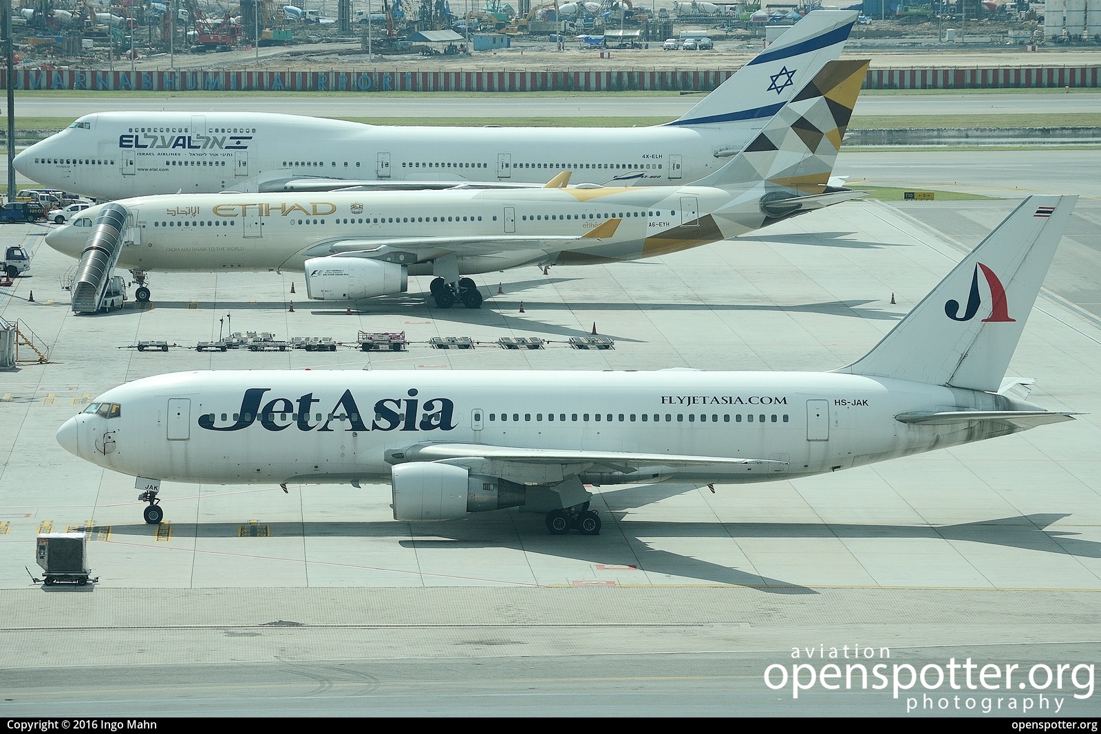 HS-JAK - Jet Asia Airways Boeing 767-2J6(ER) at Suvarnabhumi Airport (New Bangkok International Airport) (BKK/VTBS) taken by Ingo Mahn | openspotter.org | ID: 40873