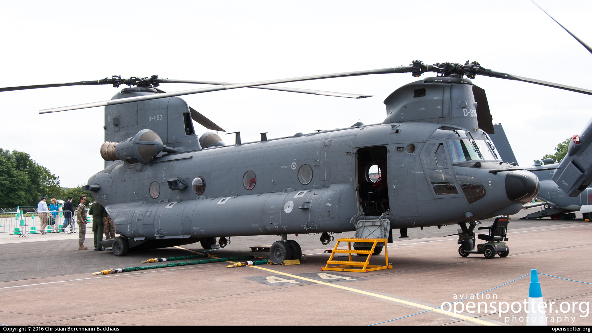 D-890 - Royal Netherlands Air Force Boeing CH-47F Chinook at RAF Fairford (FFD/EGVA) taken by Christian Borchmann-Backhaus | openspotter.org | ID: 50944