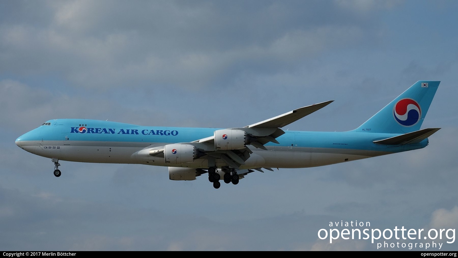 HL7617 - Korean Air Lines Boeing 747-8B5F at Frankfurt International Airport (FRA/EDDF) taken by Merlin Böttcher | openspotter.org | ID: 42491