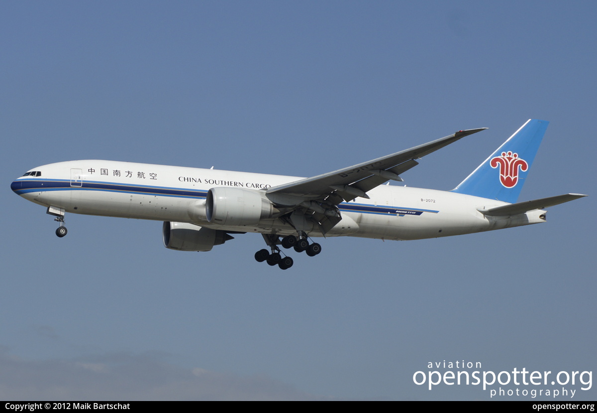 B-2072 - China Southern Airlines Boeing 777-F1B at Frankfurt International Airport (FRA/EDDF) taken by Maik Bartschat | openspotter.org | ID: 4509