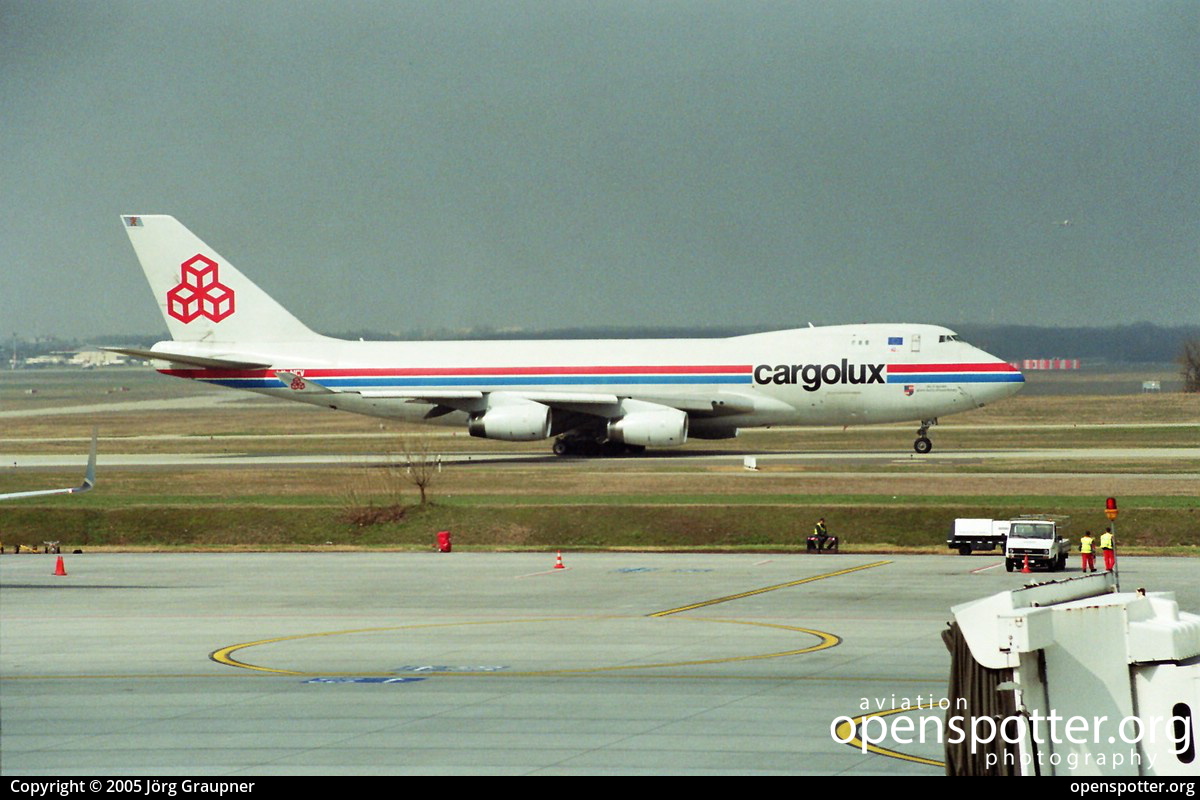 LX-NCV - Cargolux Airlines International Boeing 747-123 at Budapest Ferihegy International Airport (BUD/LHBP) taken by Jörg Graupner | openspotter.org | ID: 7874