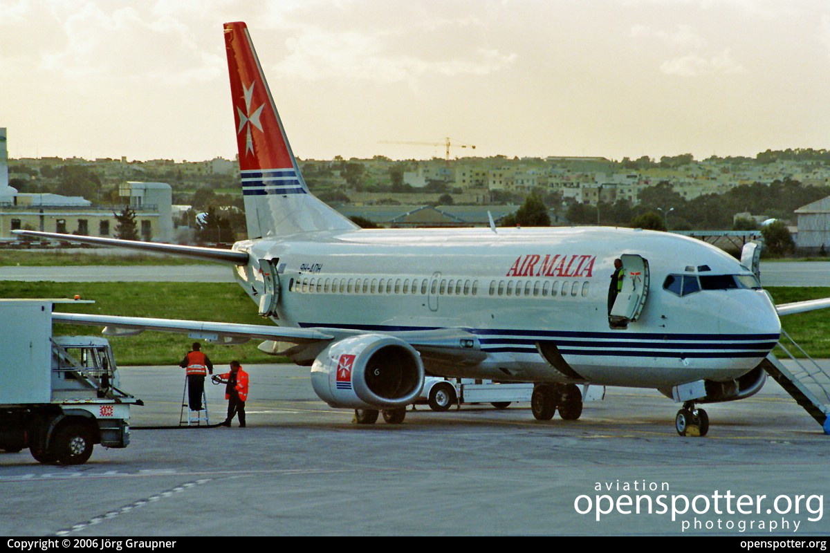 9H-ADH - Air Malta Boeing 737-33A at Malta International Airport (Luqa Airport) (MLA/LMML) taken by Jörg Graupner | openspotter.org | ID: 7739