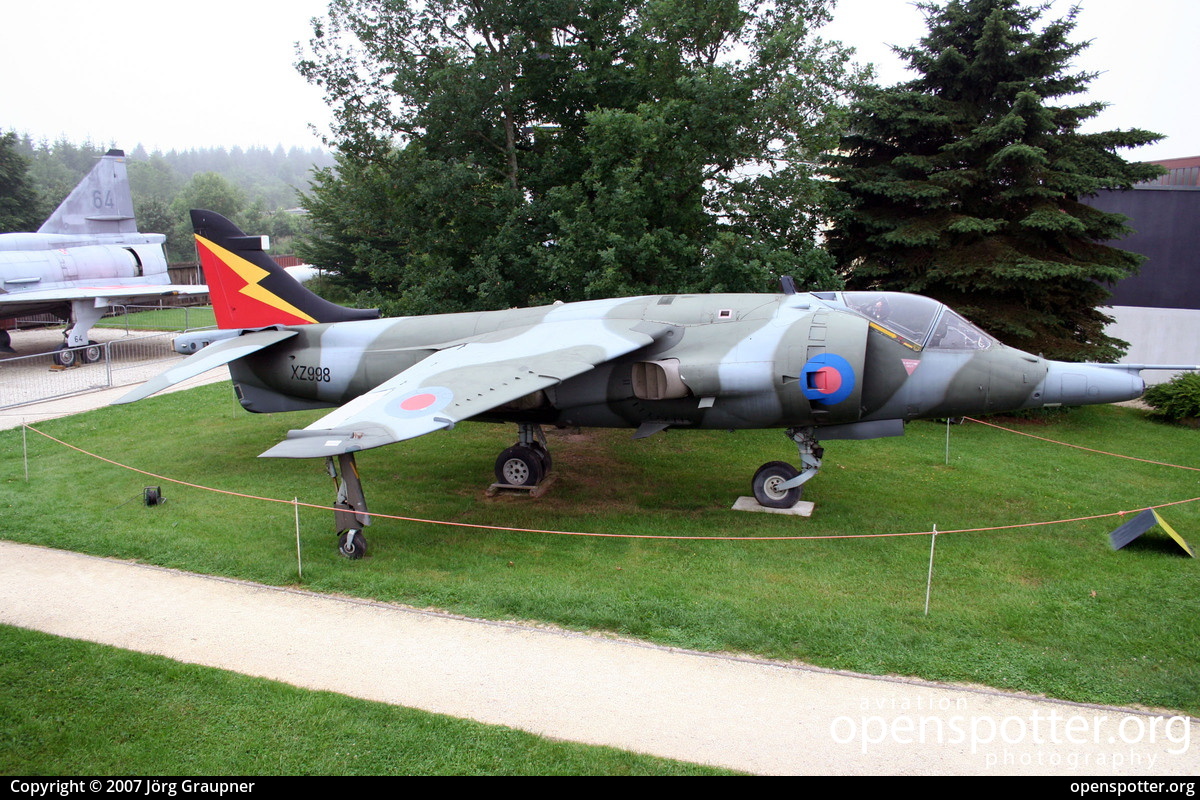 XZ998 - Royal Air Force Hawker Siddeley Harrier GR3 at off airport taken by Jörg Graupner | openspotter.org | ID: 21183