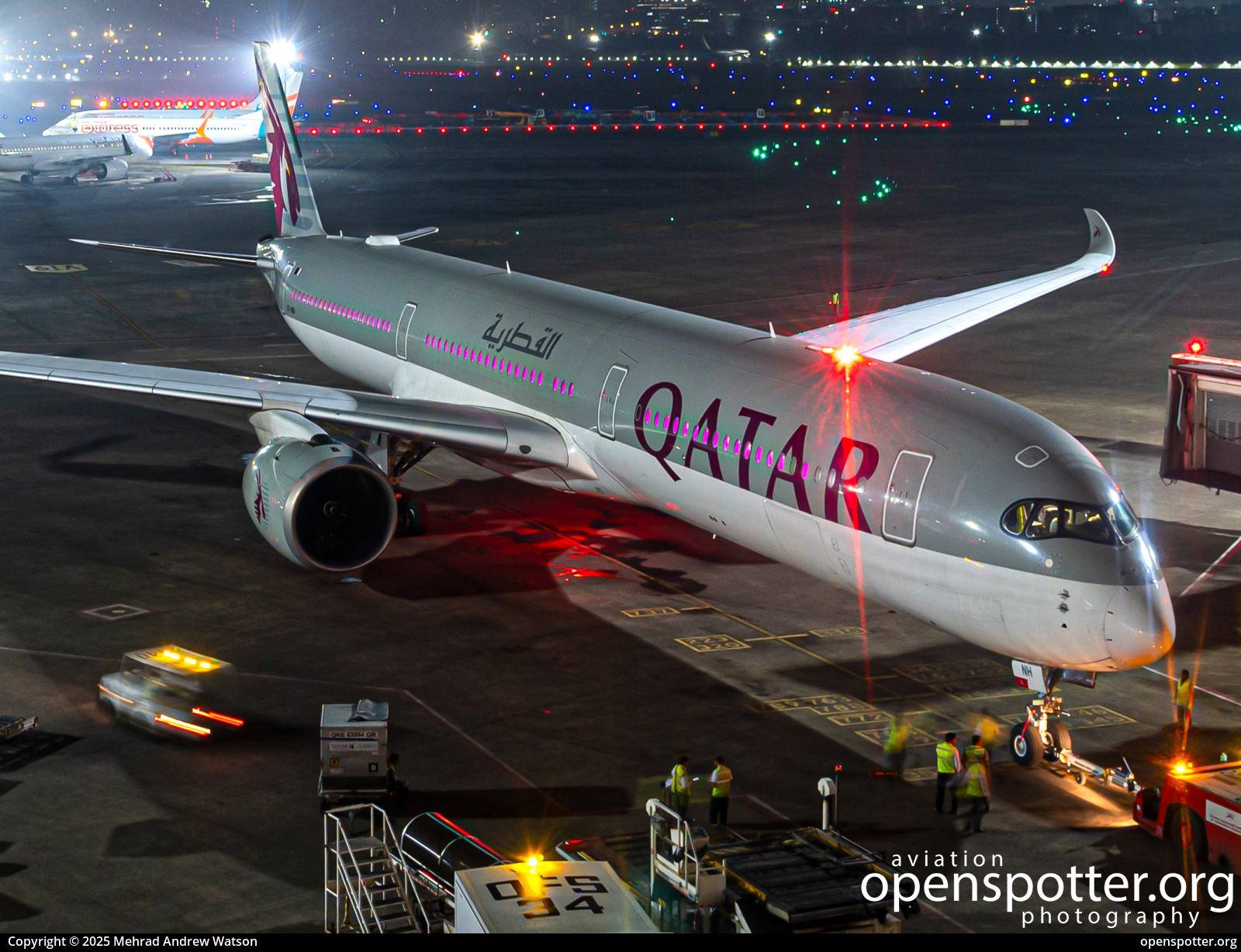A7-ANH - Qatar Airways Airbus A350-1041 at Chatrapati Shivaji International Airport (BOM/VABB) taken by Mehrad Andrew Watson | openspotter.org | ID: 90469