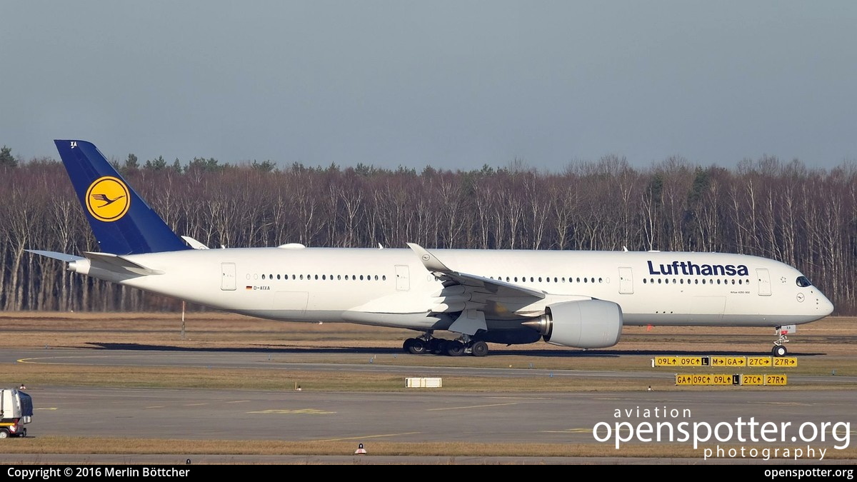 D-AIXA - Lufthansa Airbus A350-941 at Hanover-Langenhagen Airport (HAJ/EDDV) taken by Merlin Böttcher | openspotter.org | ID: 37180
