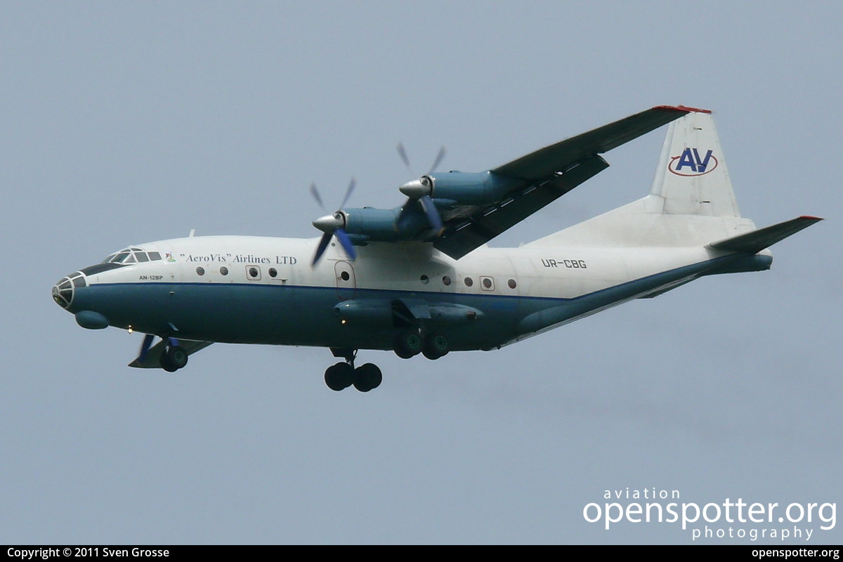 UR-CBG - Aerovis Airlines Antonov An-12BP at Berlin-Schönefeld International Airport (SXF/EDDB) taken by Sven Grosse | openspotter.org | ID: 1914