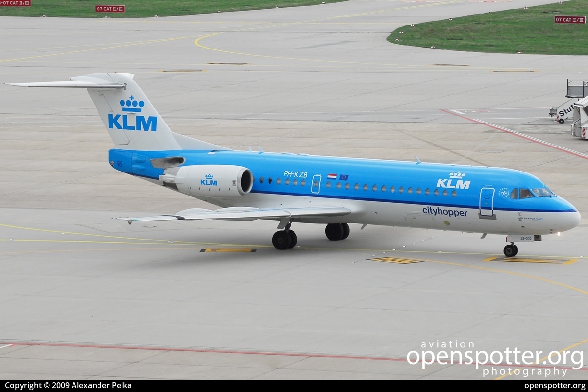 PH-KZB - KLM Cityhopper Fokker F70 at Echterdingen Airport (STR/EDDS) taken by Alexander Pelka | openspotter.org | ID: 40668