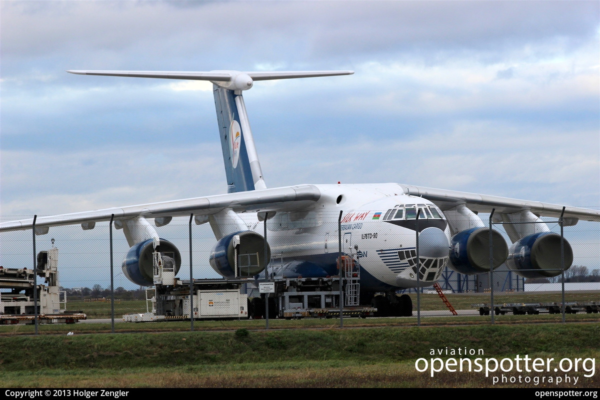 4K-AZ100 - Silk Way Airlines Ilyushin Il-76TD-90SW at Leipzig/Halle Airport (LEJ/EDDP) taken by Holger Zengler | openspotter.org | ID: 10280