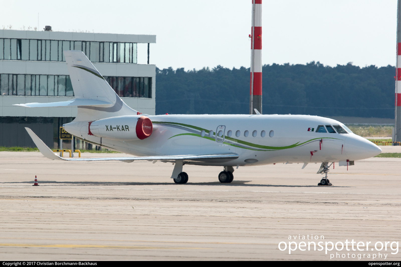 XA-KAR - Private / Untitled Dassault Falcon 2000S at Berlin-Schönefeld International Airport (SXF/EDDB) taken by Christian Borchmann-Backhaus | openspotter.org | ID: 50096