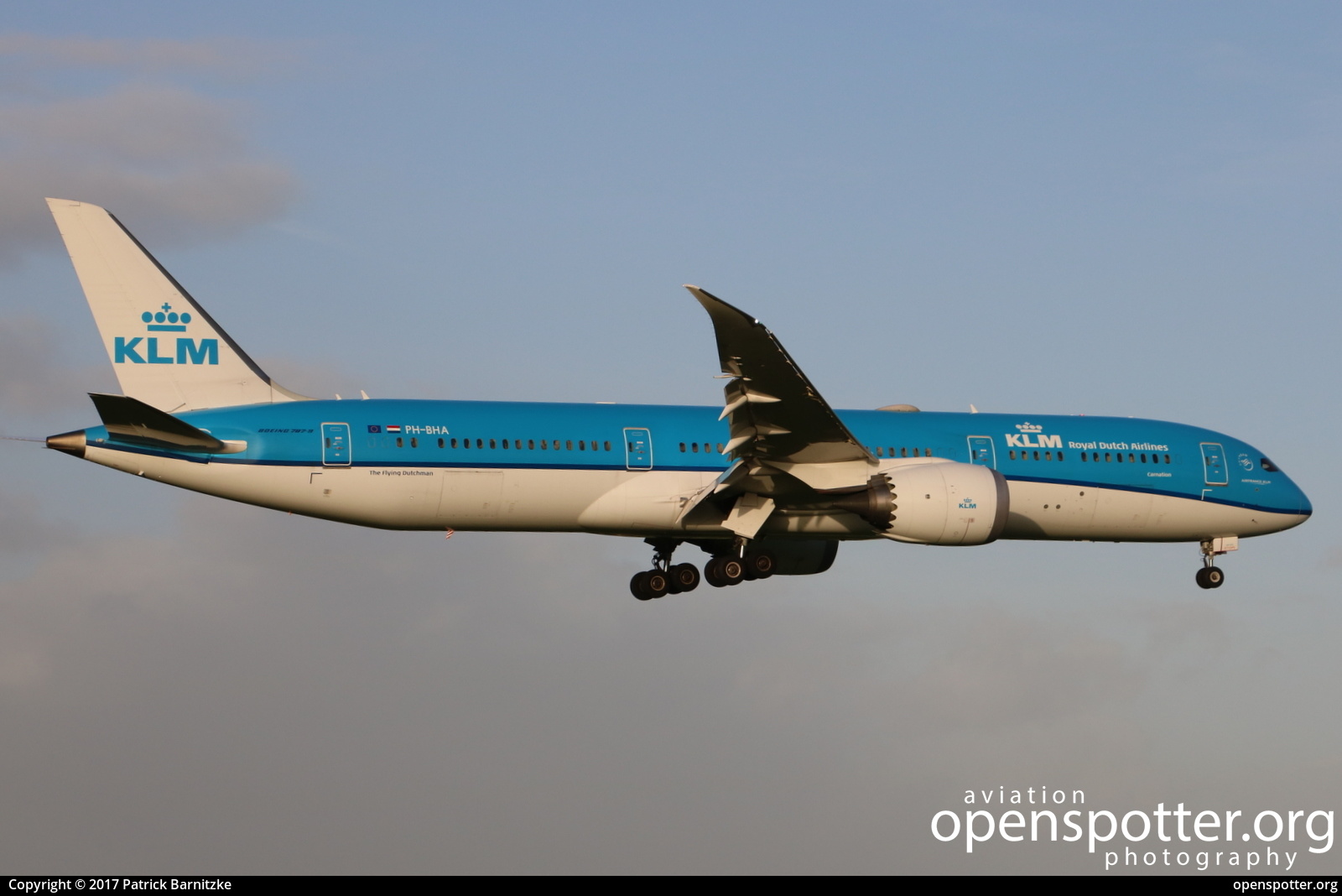 PH-BHA - KLM Royal Dutch Airlines Boeing 787-9 Dreamliner at Schiphol Airport (AMS/EHAM) taken by Patrick Barnitzke | openspotter.org | ID: 48769