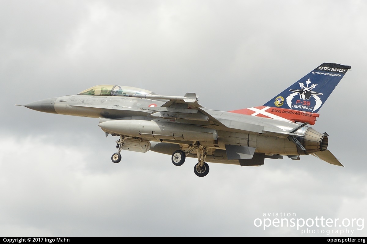 ET-210 - Danish Air Force GENERAL DYNAMICS F-16B Fighting Falcon at NATO Air Base Geilenkirchen (GKE/ETNG) taken by Ingo Mahn | openspotter.org | ID: 66054