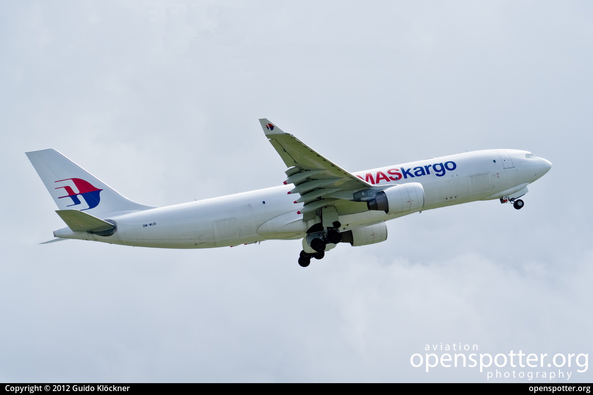 9M-MUB - Malaysia Airlines Airbus A330-223F at Schiphol Airport (AMS/EHAM) taken by Guido Klöckner | openspotter.org | ID: 3749