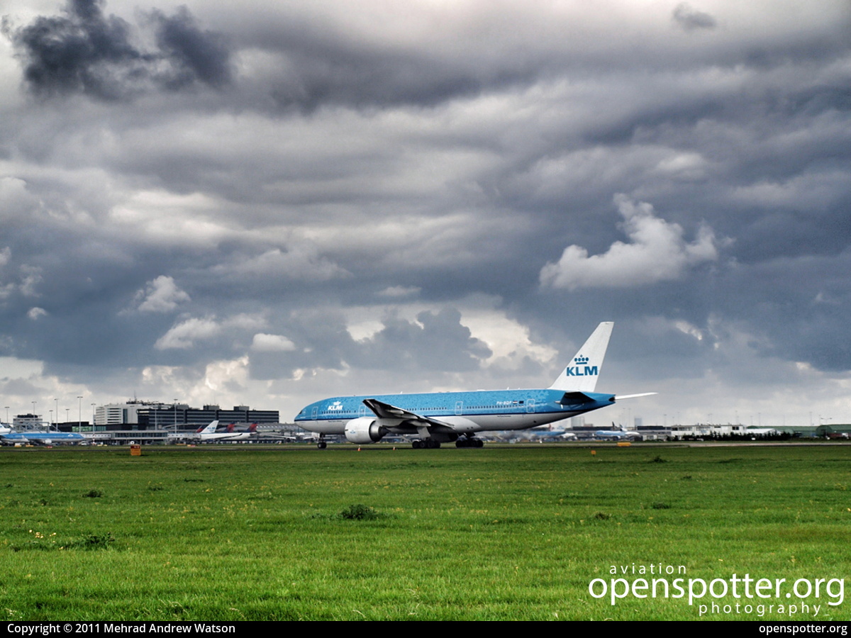 PH-BQP - KLM Royal Dutch Airlines Boeing 777-206(ER) at Schiphol Airport (AMS/EHAM) taken by Mehrad Andrew Watson | openspotter.org | ID: 4706