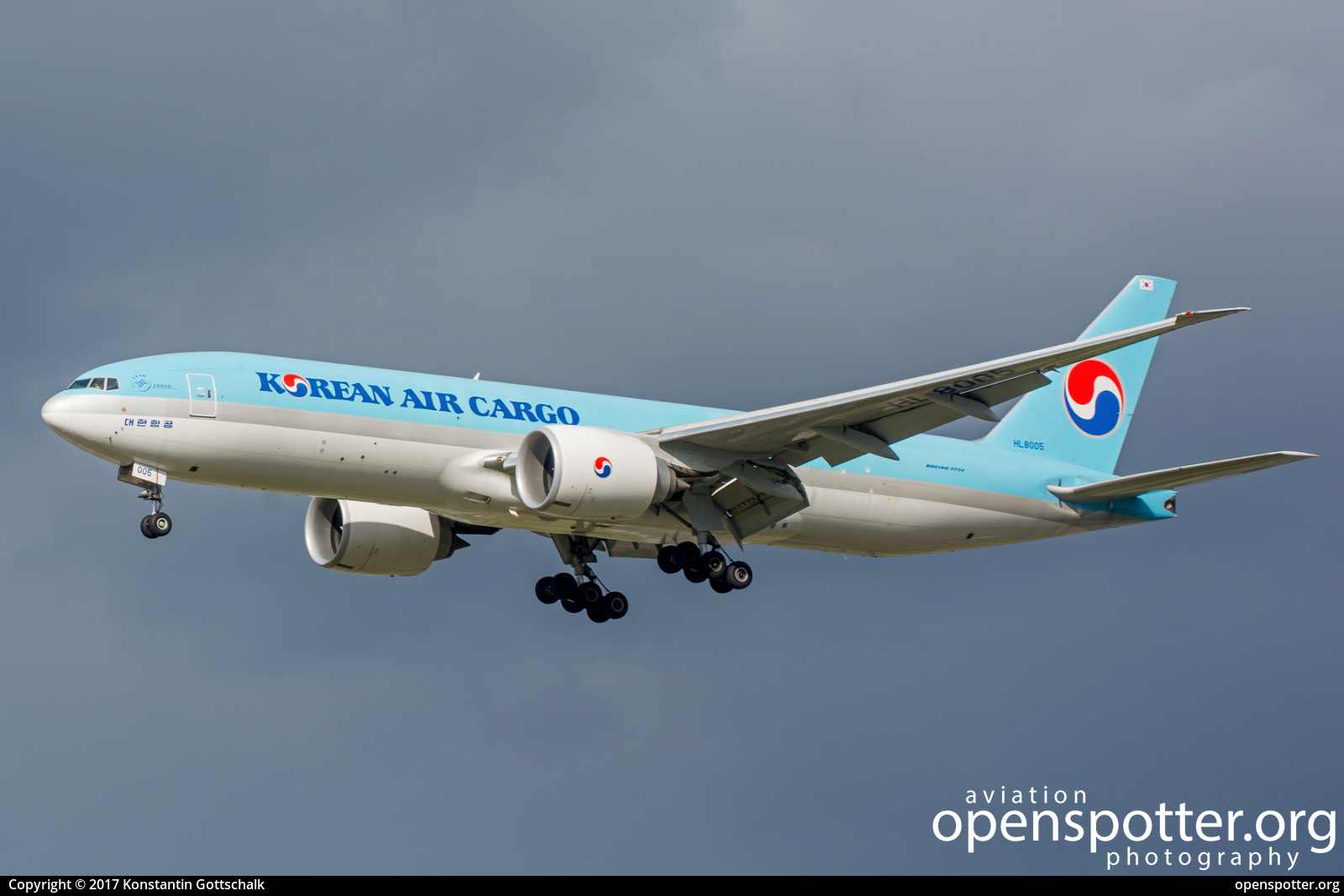 HL8005 - Korean Air Lines Boeing 777-FB5 at Frankfurt International Airport (FRA/EDDF) taken by Konstantin Gottschalk | openspotter.org | ID: 52391
