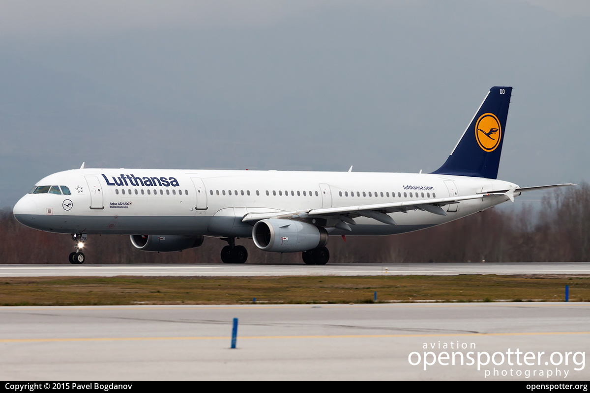 D-AIDD - Lufthansa Airbus A321-231 at Sofia Airport (SOF/LBSF) taken by Pavel Bogdanov | openspotter.org | ID: 26736