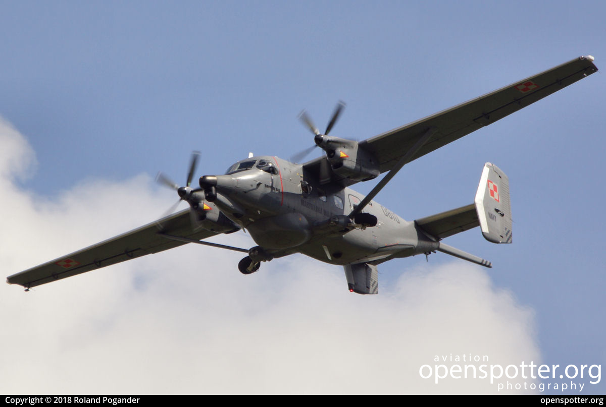 0810 - Polish Navy Antonov An-28 (PZL An-28) at Radom-Sadków Airport (RDO/EPRA) taken by Roland Pogander | openspotter.org | ID: 58825