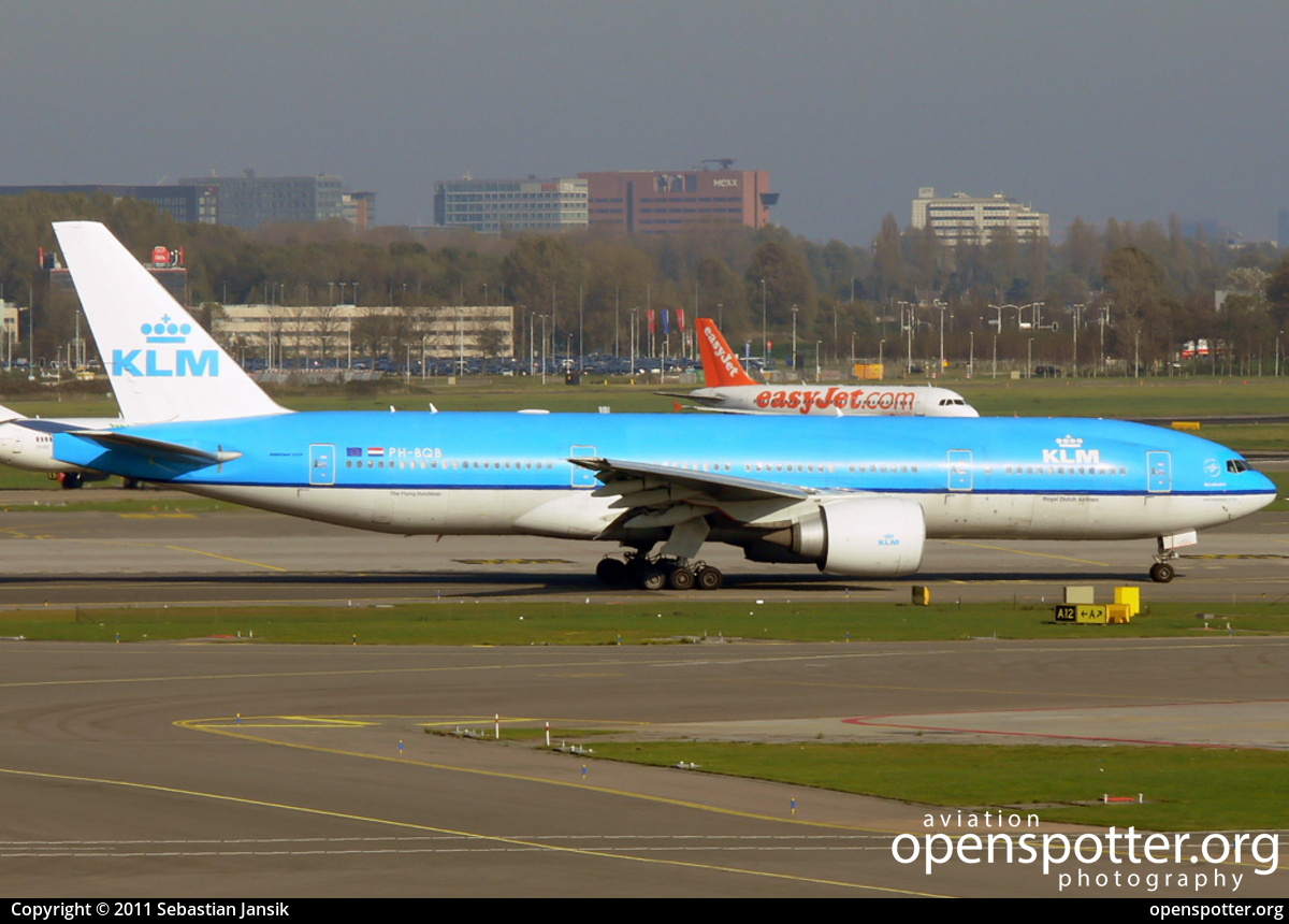 PH-BQB - KLM Royal Dutch Airlines Boeing 777-206(ER) at Schiphol Airport (AMS/EHAM) taken by Sebastian Jansik | openspotter.org | ID: 2218