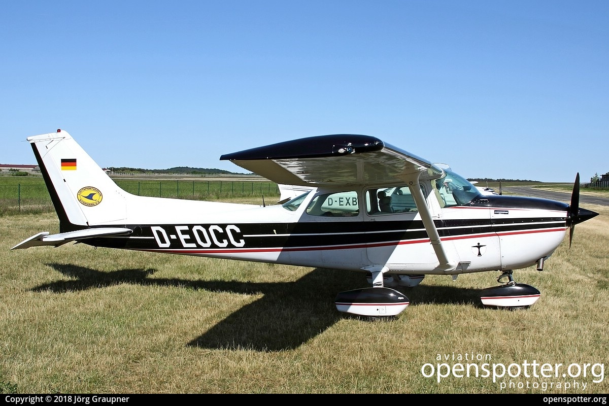 D-EOCC - Private / Untitled Cessna 172N Skyhawk 100 at Heringsdorf Airport (HDF/EDAH) taken by Jörg Graupner | openspotter.org | ID: 54839