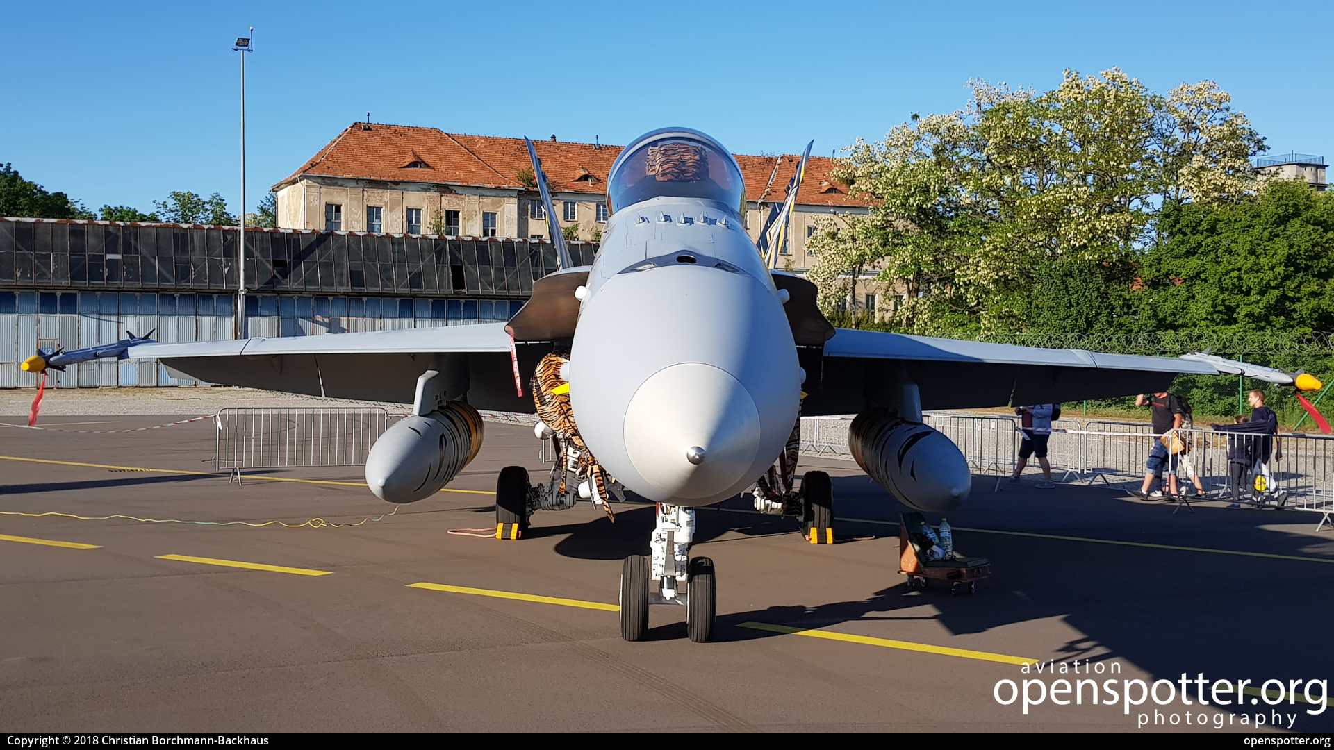 J-5011 - Swiss Air Force McDonnell Douglas F/A-18C "Hornet" at Poznan-Lawica (POZ/EPPO) taken by Christian Borchmann-Backhaus | openspotter.org | ID: 54470