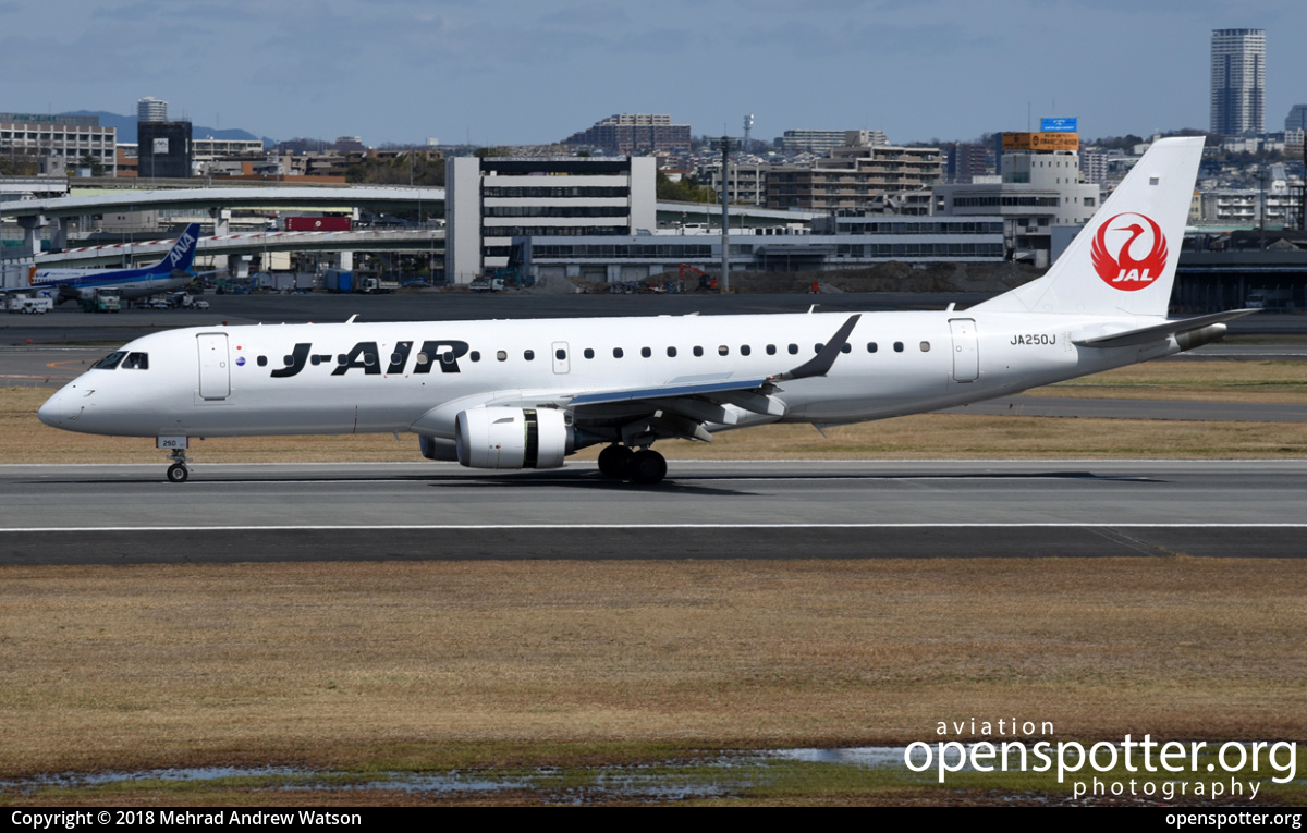 JA250J - J-Air Embraer ERJ-190STD (190-100) at Osaka International Airport (Itami Airport) (ITM/RJOO) taken by Mehrad Andrew Watson | openspotter.org | ID: 52580
