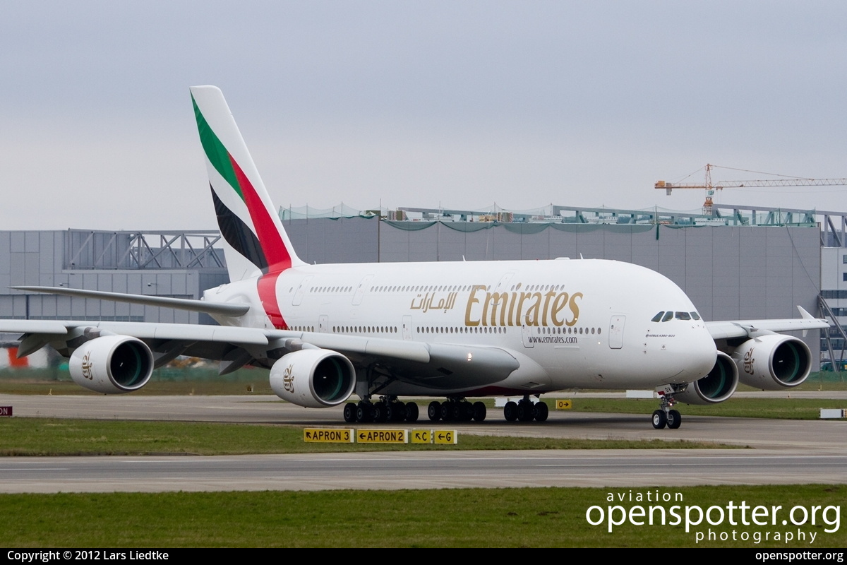 F-WWAG - Emirates Airbus A380-861 at Hamburg Finkenwerder Airport (XFW/EDHI) taken by Lars Liedtke | openspotter.org | ID: 2673