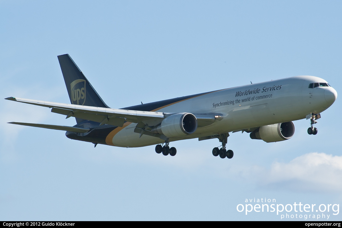N324UP - United Parcel Service Boeing 767-34AF(ER) at Cologne Bonn Airport (Köln/Bonn - Konrad Adenauer) (CGN/EDDK) taken by Guido Klöckner | openspotter.org | ID: 3875